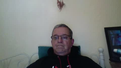 Fe-fi-fo-fum online show from September 13, 11:55 am