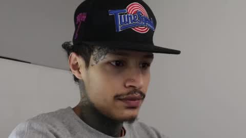 - trieone online show from February 12, 4:44 am