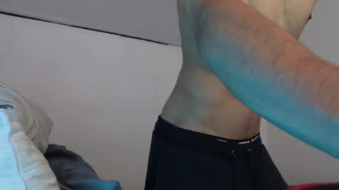 - trieone online show from February 26, 4:03 pm