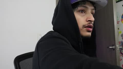 - trieone online show from September 22, 11:32 am