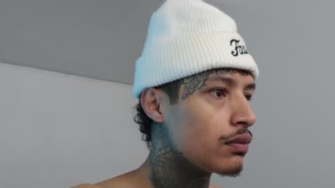 - trieone online show from January 30, 2:47 pm