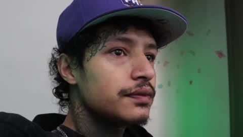 - trieone online show from December 4, 11:17 am