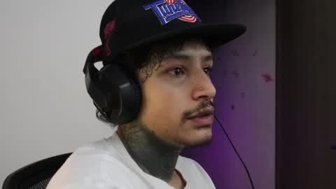 - trieone online show from September 28, 11:14 pm