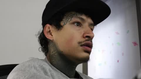 - trieone online show from October 20, 12:09 pm