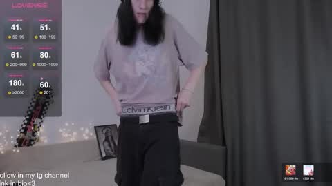 Max  online show from February 28, 11:26 pm