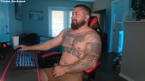 tristanhardwood online show from March 11, 8:20 pm