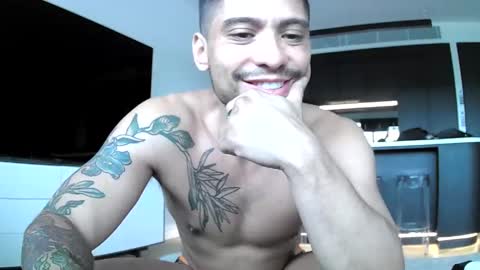 Snapshot of tropicalmadness chatting on March 2, 4:50 am Archie Torres online show from March 2, 4:50 am