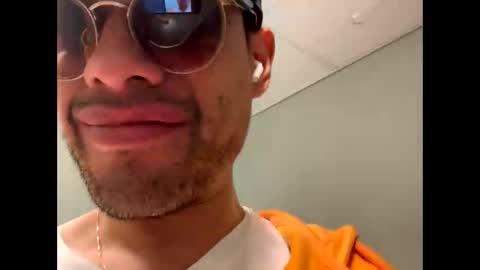 Open minded - Hetro - Male online show from March 27, 6:20 pm