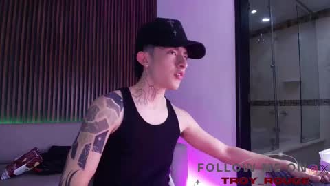 Troy online show from November 13, 7:40 pm