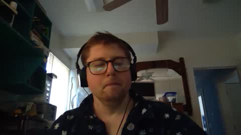 HandicappedLaugher online show from December 3, 5:45 pm