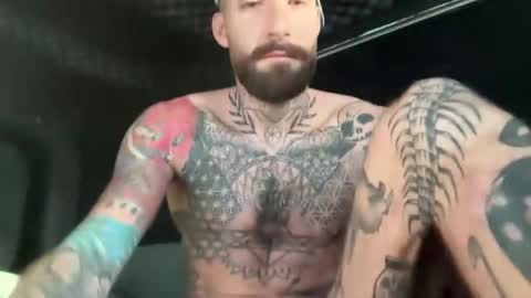 Tuhands online show from November 10, 9:03 am