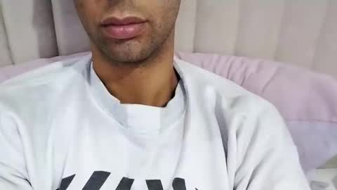 TunisienSexyGuy online show from December 3, 4:57 am