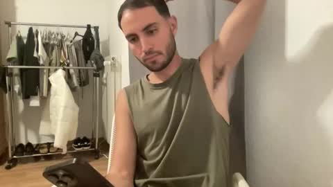 Snapshot of twikboy chatting on September 17, 9:05 pm Twinkboy online show from September 17, 9:05 pm