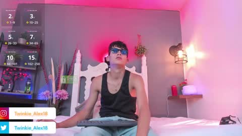 T W I N  K I E     A L E X online show from February 28, 9:33 pm