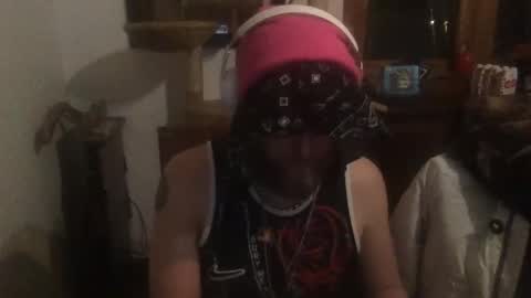 tylahfae online show from February 15, 2:47 am