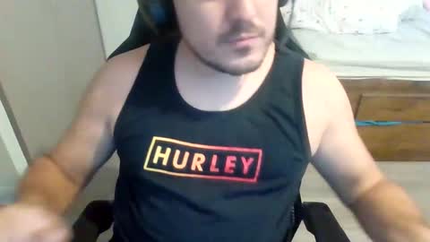 Tyleniel online show from April 7, 8:09 pm