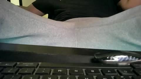 Slong Dong online show from December 2, 8:50 am