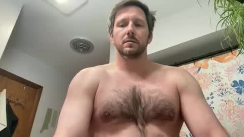 u28005 online show from April 23, 10:12 pm