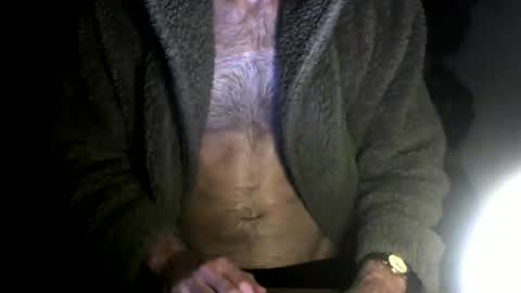 uk_hightower online show from November 17, 8:01 pm