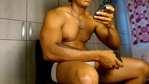 Felipe  model independent online show from February 15, 12:01 pm