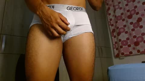 Felipe  model independent online show from January 8, 10:15 am