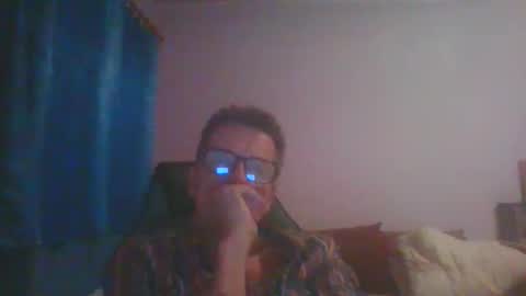 Snapshot of ulmeni4 chatting on October 22, 6:21 pm ulmeni4 online show from October 22, 6:21 pm