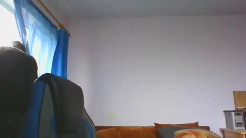 ulmeni4 online show from December 21, 8:33 am