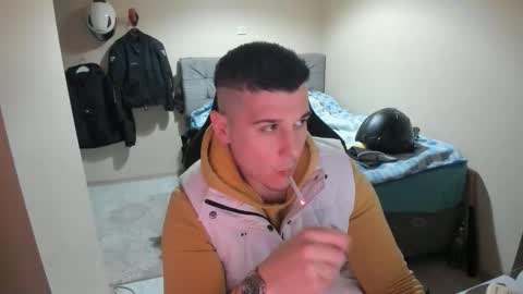 hi im mike tyson -  online show from April 9, 6:36 pm