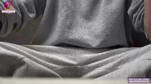 Mister Uncut online show from October 29, 7:17 pm