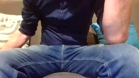 underscorex online show from February 9, 12:15 am