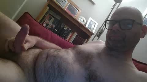 uneedthiscock_ online show from May 7, 12:00 am