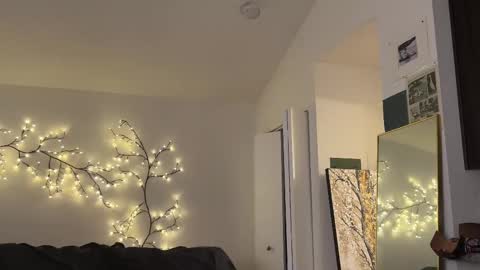 wang online show from November 9, 12:03 am