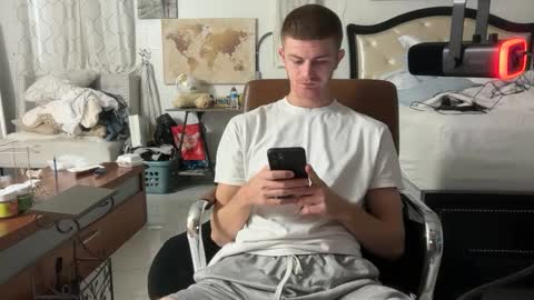 Stepbro online show from February 14, 9:10 pm