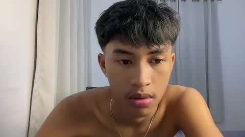 ur_fuckerbttm online show from November 12, 1:17 pm