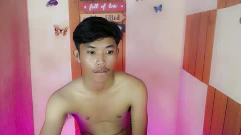 urasian_jomarie online show from September 24, 2:44 am