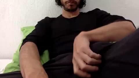 urbestbigdick online show from December 26, 8:53 pm