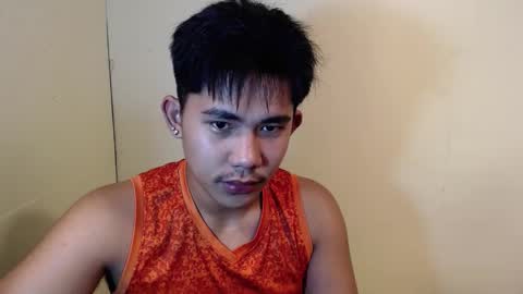 Snapshot of urcutie_asianboy chatting on October 3, 1:38 pm KEN online show from October 3, 1:38 pm