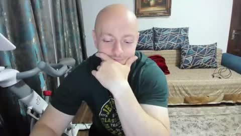 UrGymCrush online show from October 6, 9:52 pm