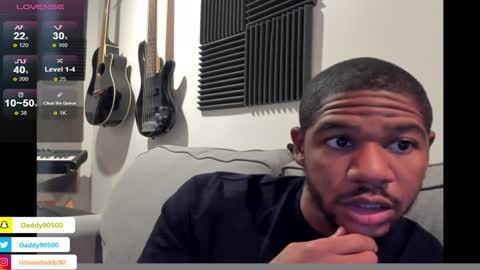 Snapshot of urnewdaddy90 chatting on January 16, 8:43 am Big Daddy online show from January 16, 8:43 am