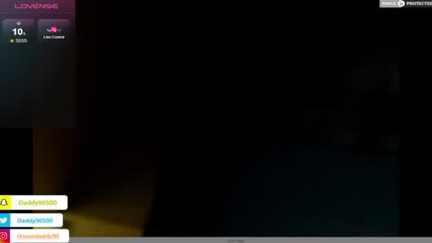 Snapshot of urnewdaddy90 chatting on February 5, 1:26 am Big Daddy online show from February 5, 1:26 am