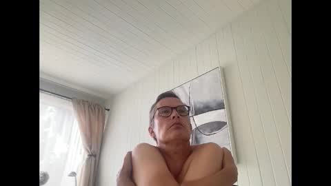 P online show from October 1, 11:08 pm