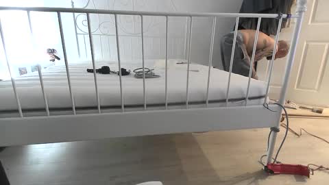 BamBam online show from December 22, 9:44 am