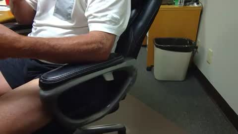 useemie online show from July 21, 11:18 pm