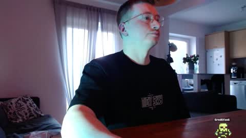 Snapshot of vacation__ chatting on February 18, 4:05 pm vacation__ online show from February 18, 4:05 pm