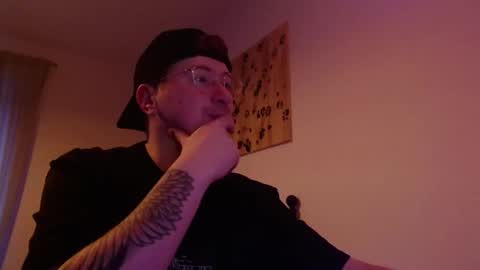 Snapshot of vacation__ chatting on February 14, 4:31 pm vacation__ online show from February 14, 4:31 pm