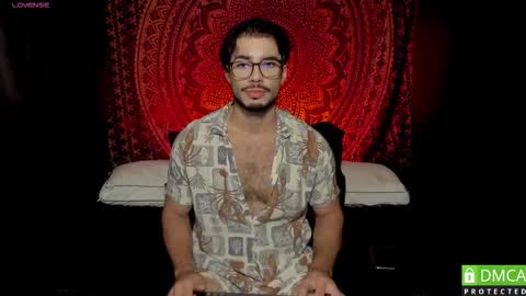 valentin_hoffman online show from March 18, 12:30 pm