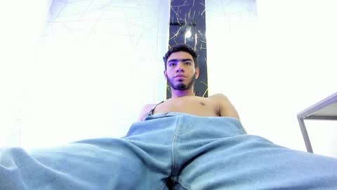 VALENTIN  online show from April 6, 4:20 am