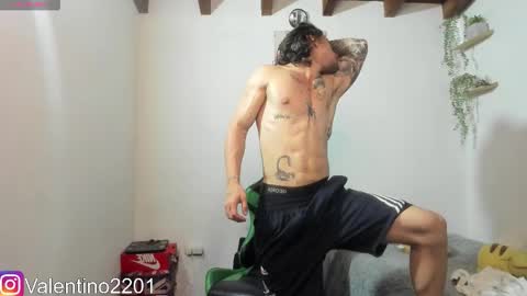 valentino online show from March 2, 5:08 am