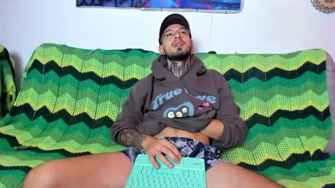 Nick online show from June 4, 3:07 pm