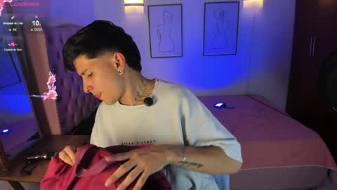 Manuel online show from March 30, 6:42 pm